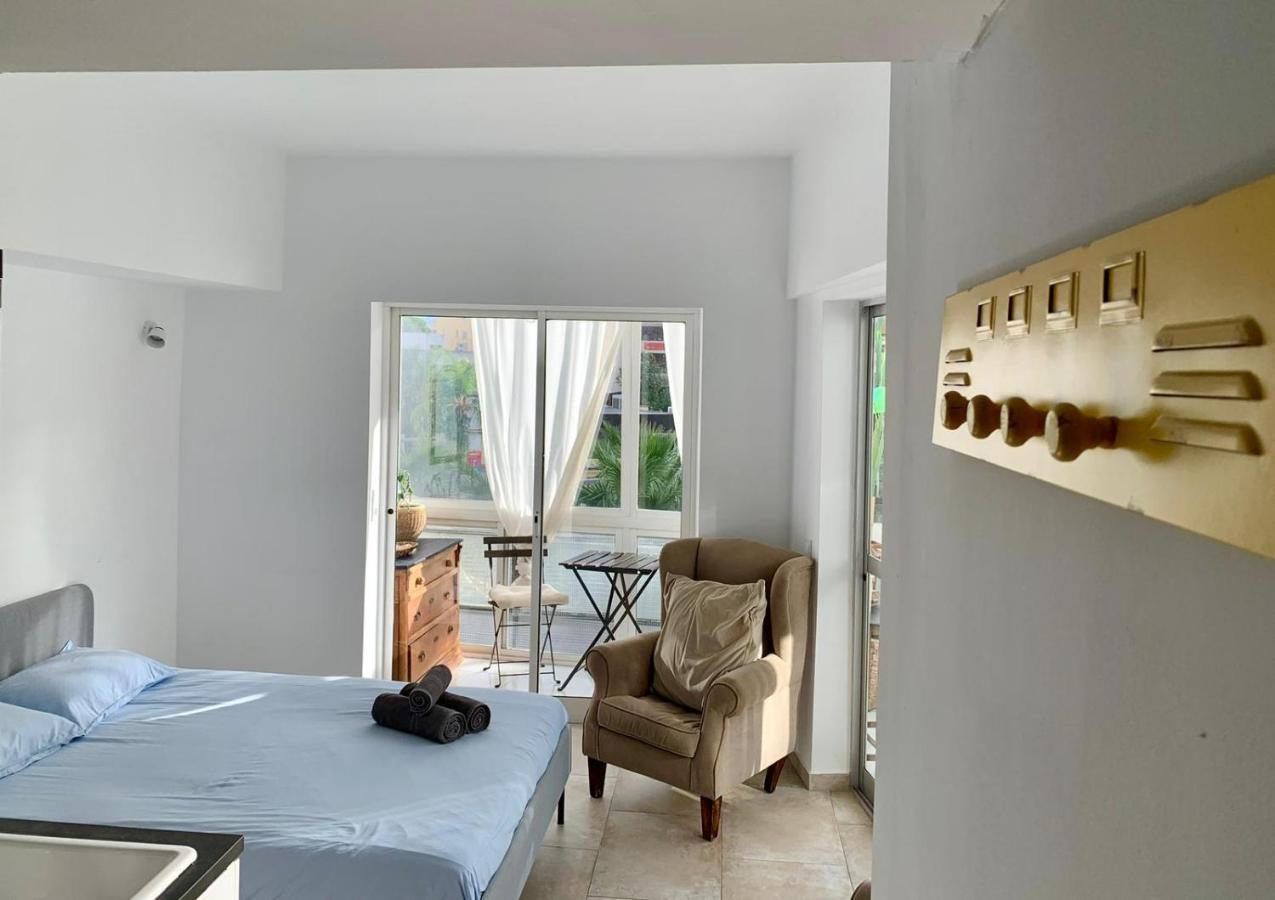 Begonia City Center Apartment 230 By Namaste Elite توريمولينوس المظهر الخارجي الصورة