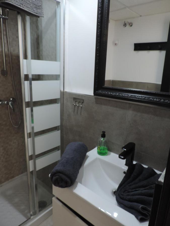 Begonia City Center Apartment 230 By Namaste Elite توريمولينوس المظهر الخارجي الصورة