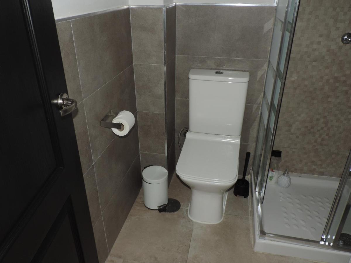 Begonia City Center Apartment 230 By Namaste Elite توريمولينوس المظهر الخارجي الصورة